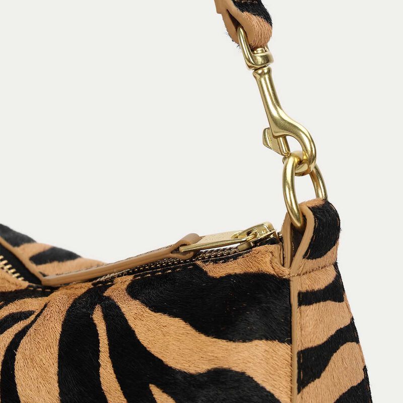 Deadly Ponies Mr Sling Micro image number 2